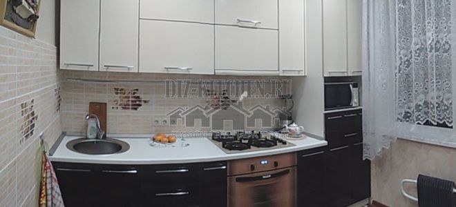 Современная светло-коричневая кухня с пластиковыми фасадами