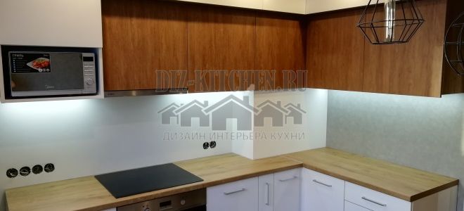 Современная кухня контрастных фактур, цветов и форм