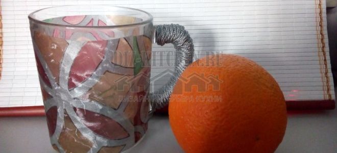 Мастер-класс по декорированию чашки с помощью пленки-самоклейки