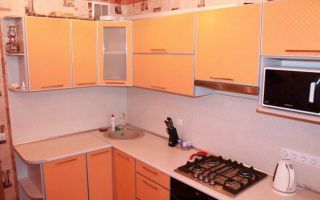 Дизайн угловой оранжевой кухни 10 кв.м