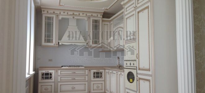Итальянская кухня Афина Оро из массива ясеня на площади 20 м<sup>2</sup>