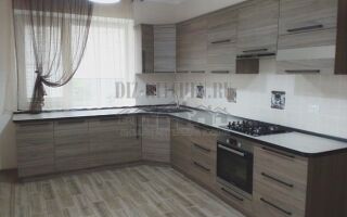 Современная угловая кухня под дерево из структурированного ЛДСП