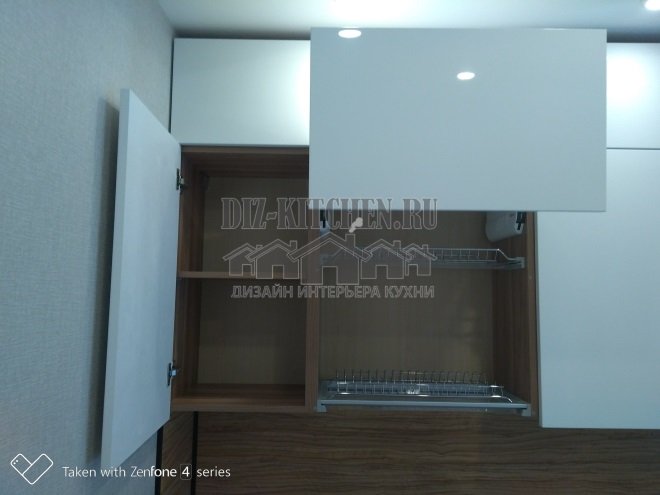 подъемный механизм Aventos HF Blum