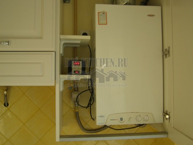 Газовый котел, спрятанный в шкафу