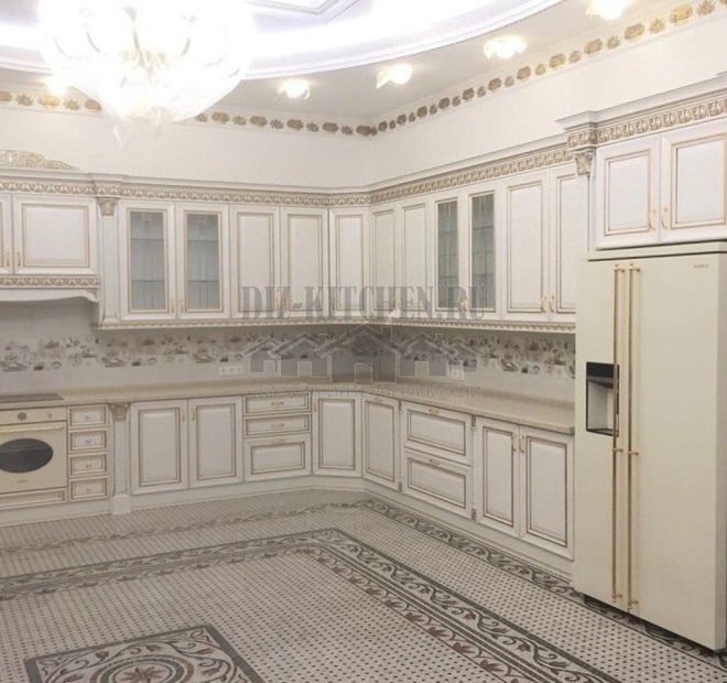 Покрытие laccato с закрытой текстурой, "белый перламутр", антикатура и лак